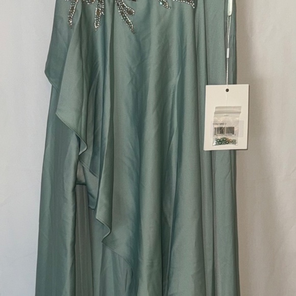 MAC DUGGAL Embellished One Shoulder Asymmetrical Gown Women's Dress Size 2 - Picture 7 of 8